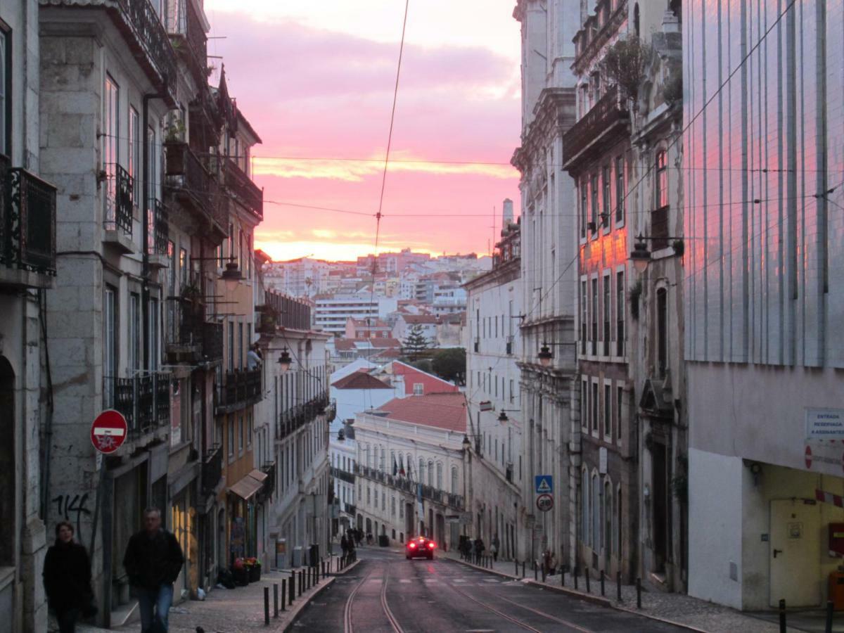 Lx 77 Lägenhet Lisboa Exteriör bild