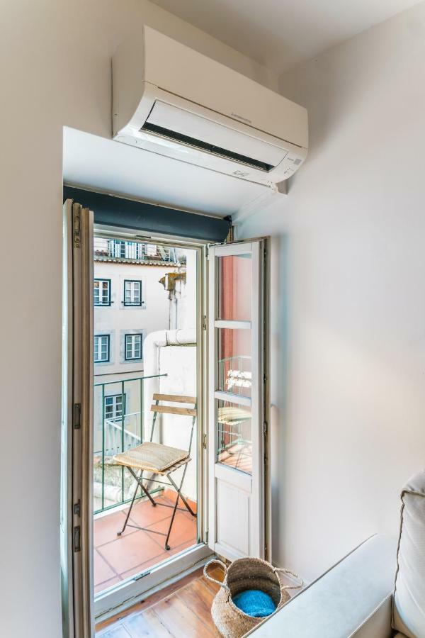 Lx 77 Lägenhet Lisboa Exteriör bild